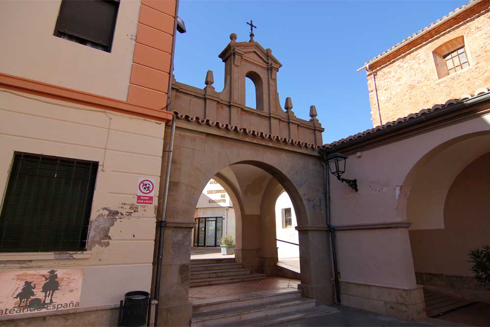 Algimia de Alfara o Algímia d'Alfara